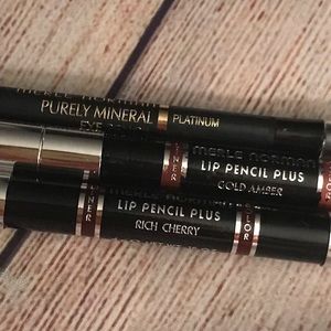 MERLE NORMAN Lip Pencil Plus & Purely Mineral Eye Liner Rich Cherry Gold Amber